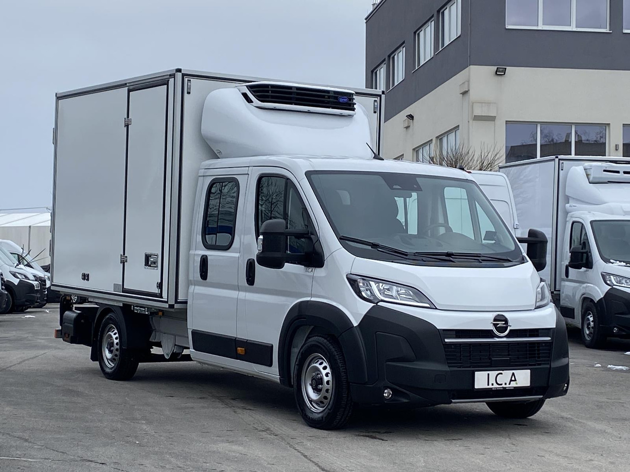 OPEL MOVANO 1+6 DOKA 140PS | KÜHLKOFFER + LADERAMPE - Chladiarenská dodávka: obrázok 2 OPEL MOVANO 1+6 DOKA 140PS | KÜHLKOFFER + LADERAMPE - Chladiarenská dodávka: obrázok 2