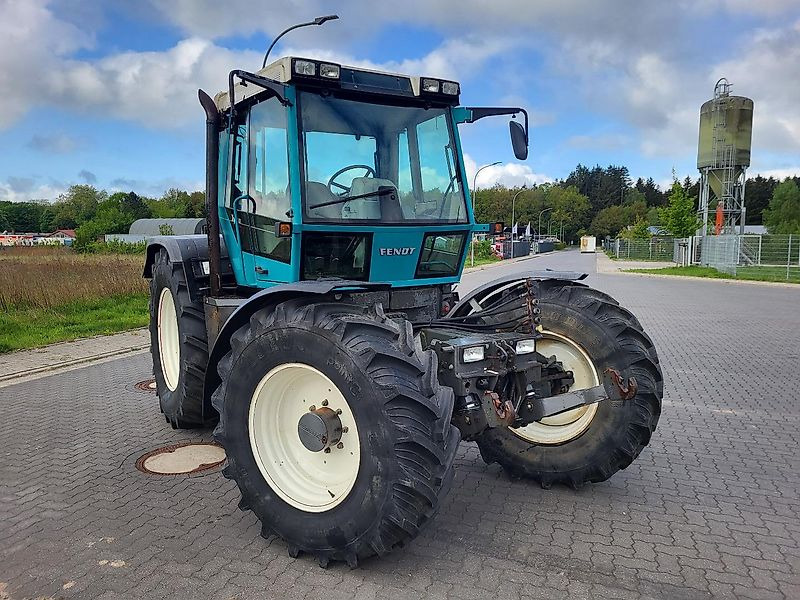 Fendt Xylon 524 - Traktor: obrázok 4 Fendt Xylon 524 - Traktor: obrázok 4