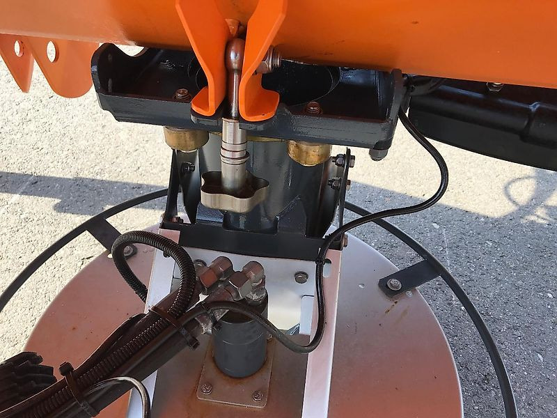 Küpper-Weisser IMS2FD P16010 Streuer - Rozmetač piesku/ Soli: obrázok 5 Küpper-Weisser IMS2FD P16010 Streuer - Rozmetač piesku/ Soli: obrázok 5