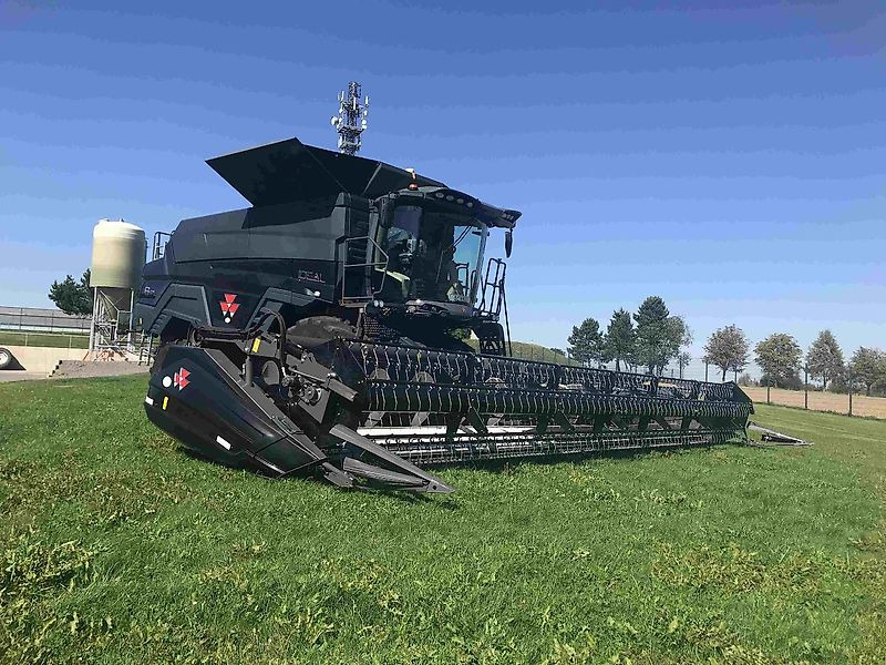 Massey Ferguson IDEAL 8 PL - Obilný kombajn: obrázok 2 Massey Ferguson IDEAL 8 PL - Obilný kombajn: obrázok 2