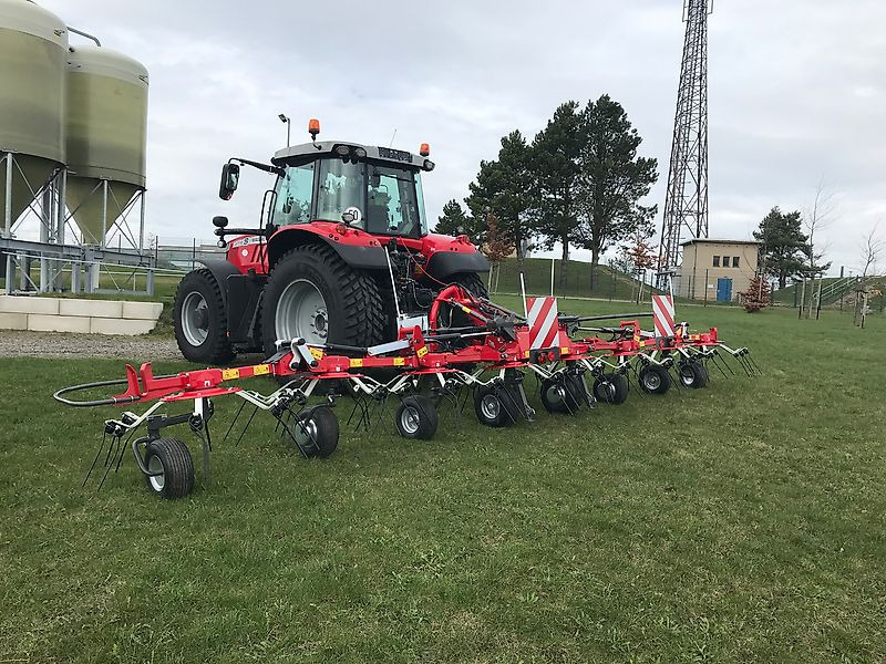 Massey Ferguson MF TD 868 DN / FELLA SANOS 8608 DN - Obracač sena: obrázok 3 Massey Ferguson MF TD 868 DN / FELLA SANOS 8608 DN - Obracač sena: obrázok 3