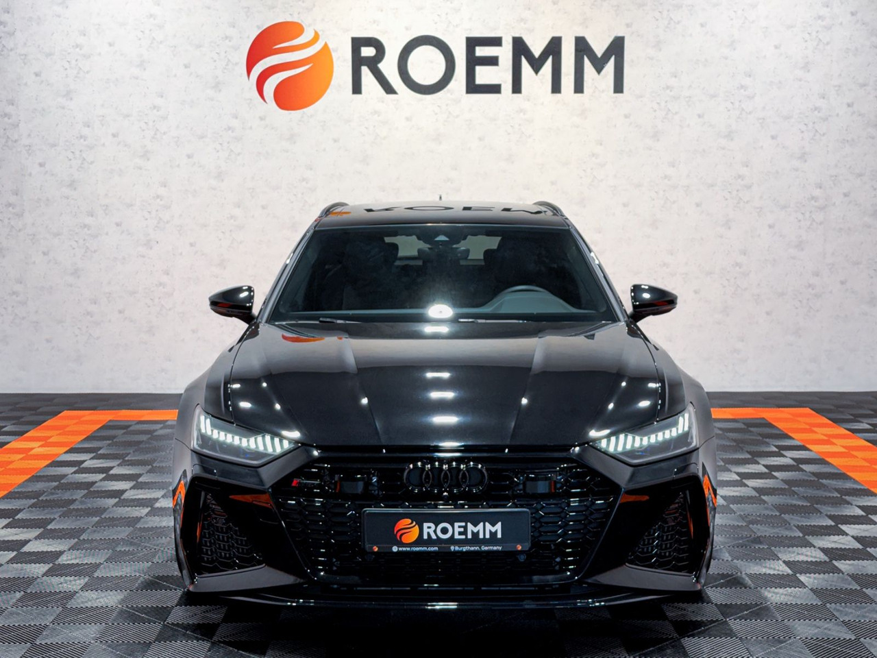 Audi RS6 Avant 4.0 TFSI quattro*Dynamik*360°*PANO*LED - Kombi: obrázok 1 Audi RS6 Avant 4.0 TFSI quattro*Dynamik*360°*PANO*LED - Kombi: obrázok 1