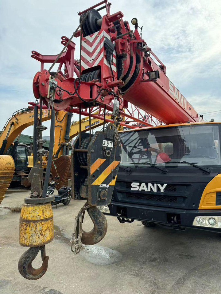 Sany Used Truck Crane 25 Ton with Excellent Work Performance and 1 year Warrenty - Autožeriav: obrázok 3 Sany Used Truck Crane 25 Ton with Excellent Work Performance and 1 year Warrenty - Autožeriav: obrázok 3
