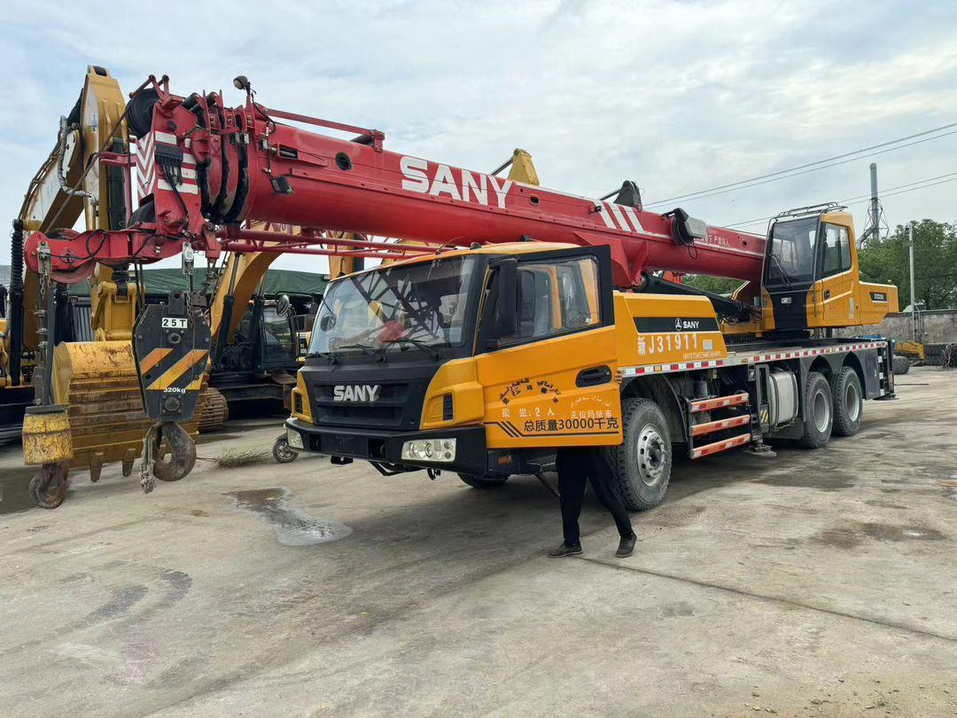 Autožeriav Sany Used Truck Crane 25 Ton with Excellent Work Performance and 1 year Warrenty: obrázok 7