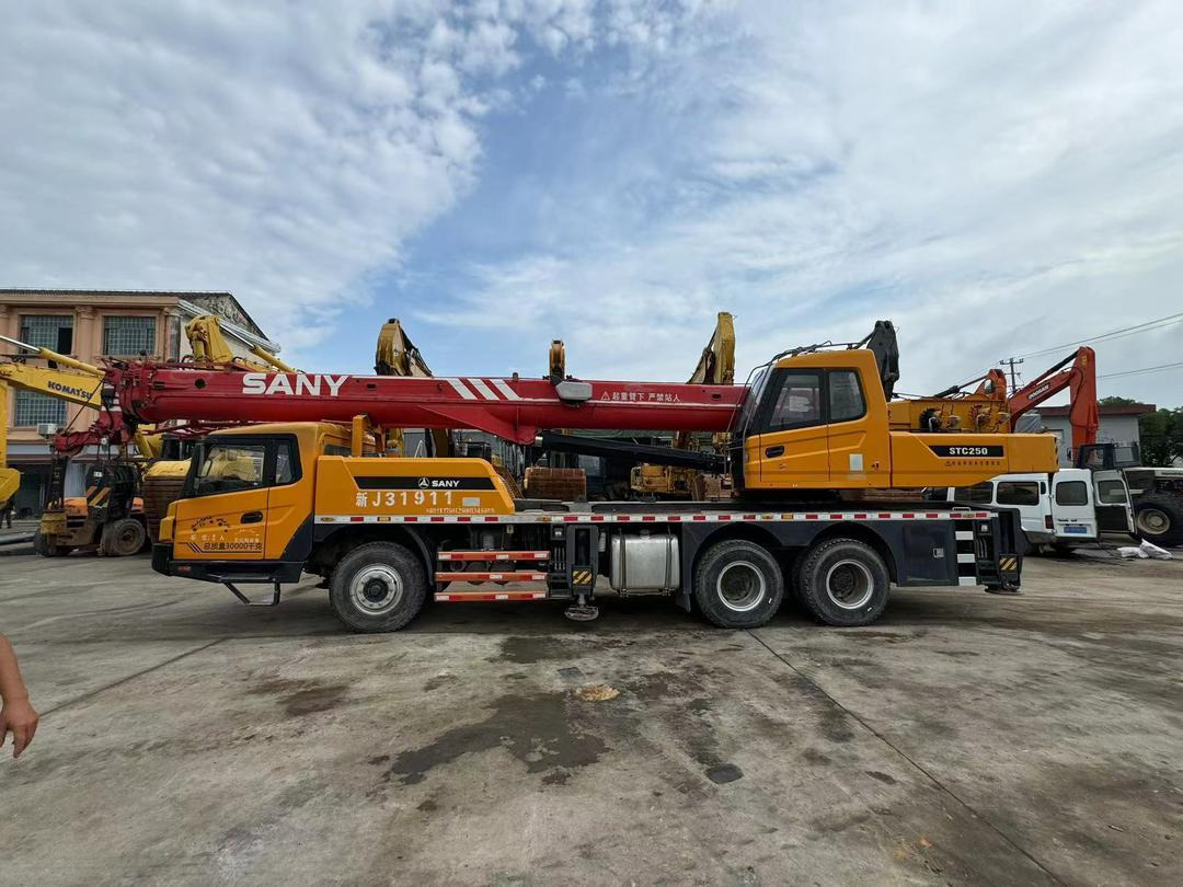 Autožeriav Sany Used Truck Crane 25 Ton with Excellent Work Performance and 1 year Warrenty: obrázok 8