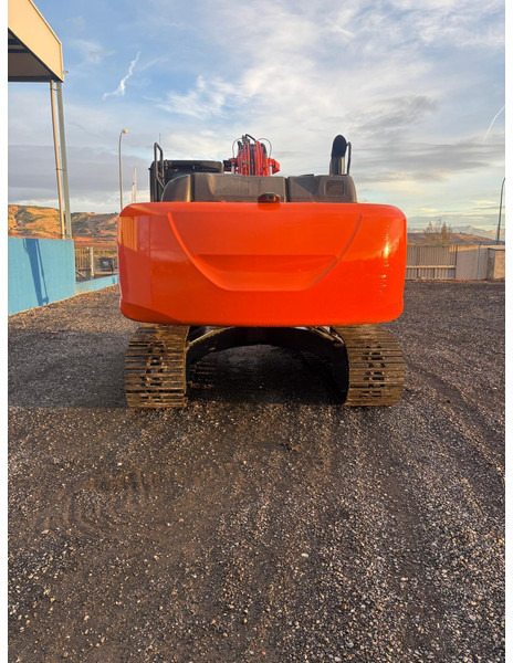 Hitachi ZX250LCN-6 - Pásové rýpadlo: obrázok 5 Hitachi ZX250LCN-6 - Pásové rýpadlo: obrázok 5