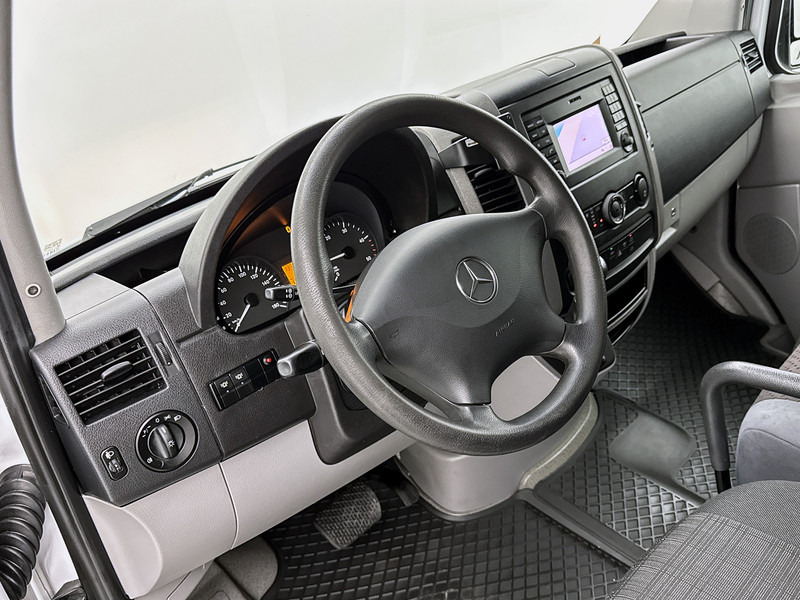 Mercedes-Benz Sprinter 314 2.2 CDI L2H2 Automaat Trekhaak Navigatie Storevan Inrichting Achteruitrijcamera Cruise Control - Furgon: obrázok 5 Mercedes-Benz Sprinter 314 2.2 CDI L2H2 Automaat Trekhaak Navigatie Storevan Inrichting Achteruitrijcamera Cruise Control - Furgon: obrázok 5
