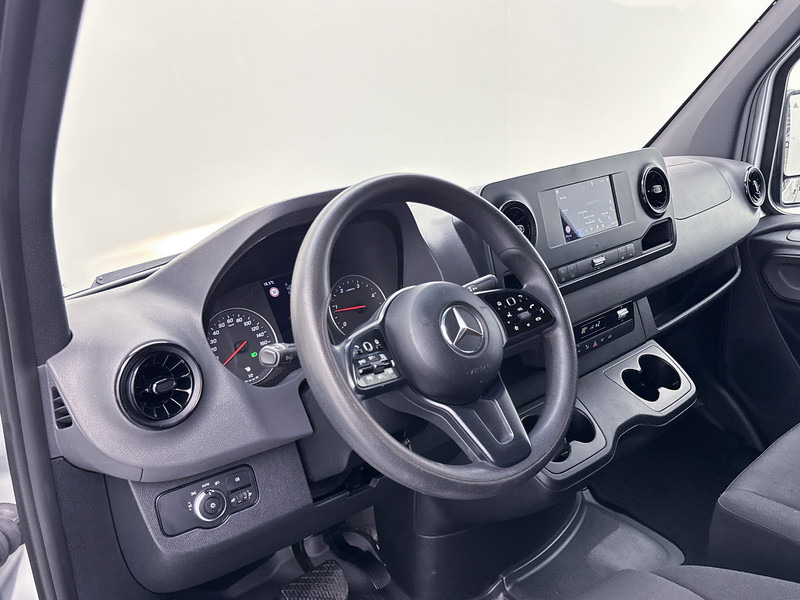 Mercedes-Benz Sprinter 314 2.2 CDI L2H2 Navigatie Inrichting Betimmering Cruise Control Navigatie 220v Omvormer Sidebars - Furgon: obrázok 5 Mercedes-Benz Sprinter 314 2.2 CDI L2H2 Navigatie Inrichting Betimmering Cruise Control Navigatie 220v Omvormer Sidebars - Furgon: obrázok 5