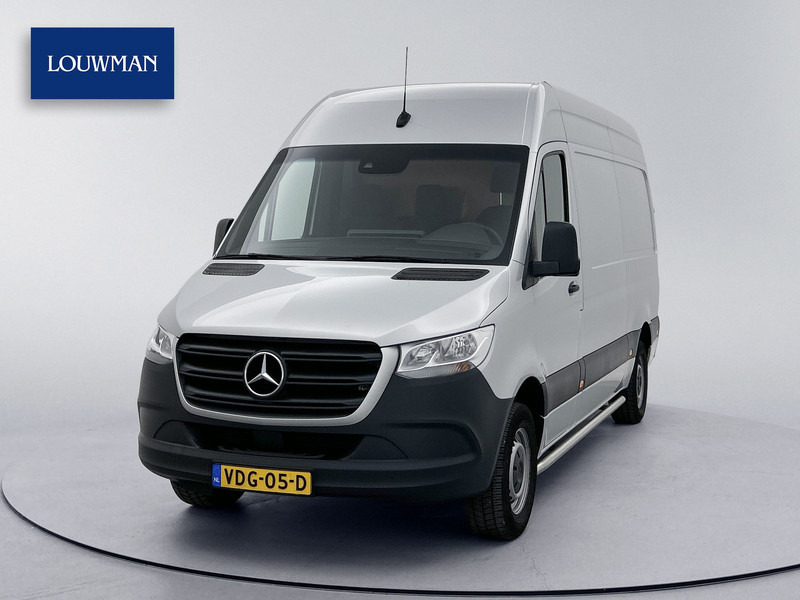 Mercedes-Benz Sprinter 316 2.2 CDI L2H2 Automaat 164pk Navigatie Geveerde stoel NAP Camera Betimmering Cruise control Euro 6 - Furgon: obrázok 2 Mercedes-Benz Sprinter 316 2.2 CDI L2H2 Automaat 164pk Navigatie Geveerde stoel NAP Camera Betimmering Cruise control Euro 6 - Furgon: obrázok 2