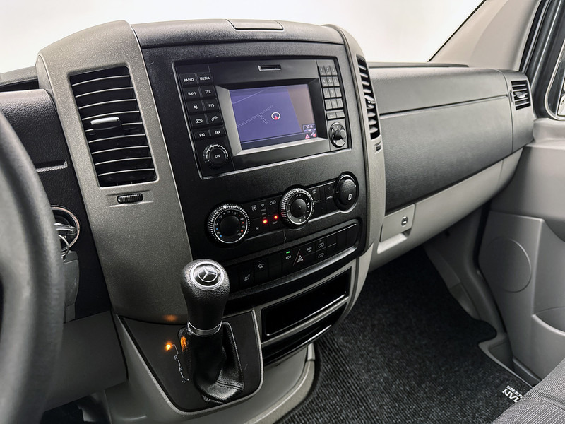 Mercedes-Benz Sprinter 316 2.2 CDI L2H2 Automaat 3500kg trekhaak Navigatie Cruise control Camera - Furgon: obrázok 5 Mercedes-Benz Sprinter 316 2.2 CDI L2H2 Automaat 3500kg trekhaak Navigatie Cruise control Camera - Furgon: obrázok 5