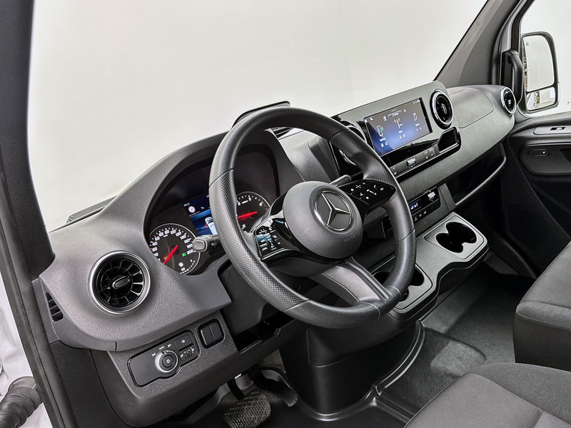 Mercedes-Benz Sprinter 317 1.9 CDI L3H2 Pro Achteruitrijcamera met sensoren Cruise Control Betimmering - Furgon: obrázok 5 Mercedes-Benz Sprinter 317 1.9 CDI L3H2 Pro Achteruitrijcamera met sensoren Cruise Control Betimmering - Furgon: obrázok 5