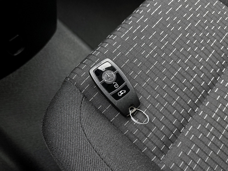 Furgon Mercedes-Benz Vito 116 CDI L2 Pro Multibeam Led Trekhaak Achteruitrijcamera met sonsoren Betimmering Cruise Control: obrázok 11 Furgon Mercedes-Benz Vito 116 CDI L2 Pro Multibeam Led Trekhaak Achteruitrijcamera met sonsoren Betimmering Cruise Control: obrázok 11