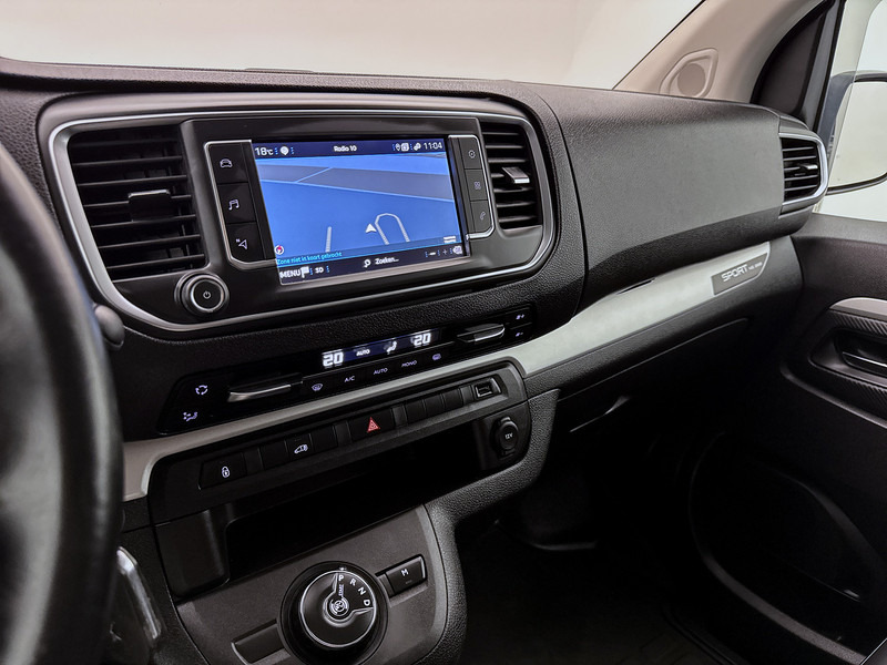 Peugeot Expert 2.0 BlueHDI 180 Standard Sport Treeplanken Xenon Achterspoiler Climate control Camera - Malá dodávka: obrázok 5 Peugeot Expert 2.0 BlueHDI 180 Standard Sport Treeplanken Xenon Achterspoiler Climate control Camera - Malá dodávka: obrázok 5