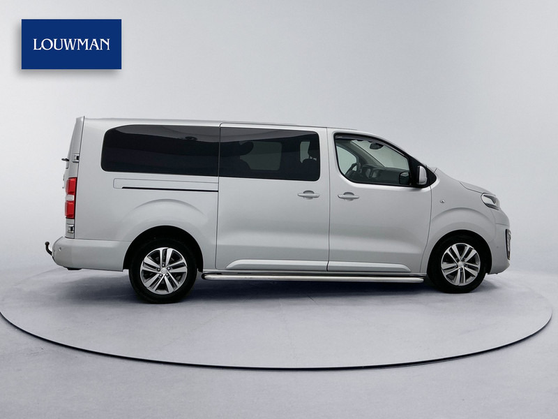 Peugeot Expert 231L 2.0 DC BlueHDI 180 Dubbele Cabine Headup display 2x schuifdeur Trekhaak Navigatie Achteruitrijcamera - Malá dodávka, Dodávkа s dvojitou kabínou: obrázok 4 Peugeot Expert 231L 2.0 DC BlueHDI 180 Dubbele Cabine Headup display 2x schuifdeur Trekhaak Navigatie Achteruitrijcamera - Malá dodávka, Dodávkа s dvojitou kabínou: obrázok 4