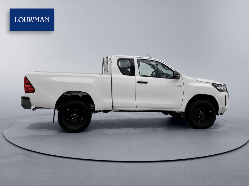 Toyota Hilux 2.4 D-4D Comfort 4x4 Xtra Cab NIEUW 3500KG Trekgewicht Cruise Control Airco - Pick-up: obrázok 3 Toyota Hilux 2.4 D-4D Comfort 4x4 Xtra Cab NIEUW 3500KG Trekgewicht Cruise Control Airco - Pick-up: obrázok 3