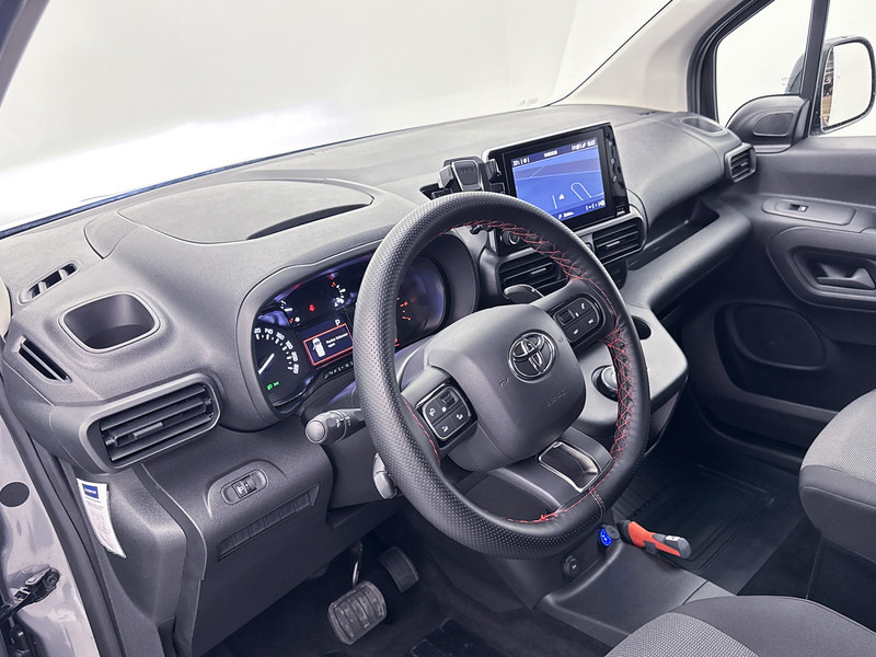 Toyota PROACE CITY 1.5 D-4D Live 130pk Automaat Navigatie Achteruitrijcamera Sidebars Cruise Control - Malá dodávka: obrázok 5 Toyota PROACE CITY 1.5 D-4D Live 130pk Automaat Navigatie Achteruitrijcamera Sidebars Cruise Control - Malá dodávka: obrázok 5