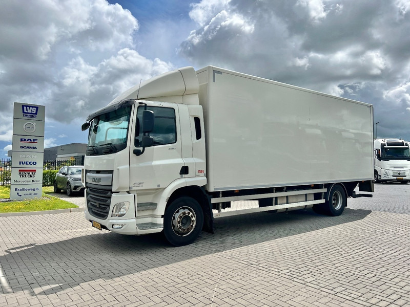 DAF CF 290 4x2 bakwagen Laadklep - Skříňový nákladní auto: obrázok 1 DAF CF 290 4x2 bakwagen Laadklep - Skříňový nákladní auto: obrázok 1