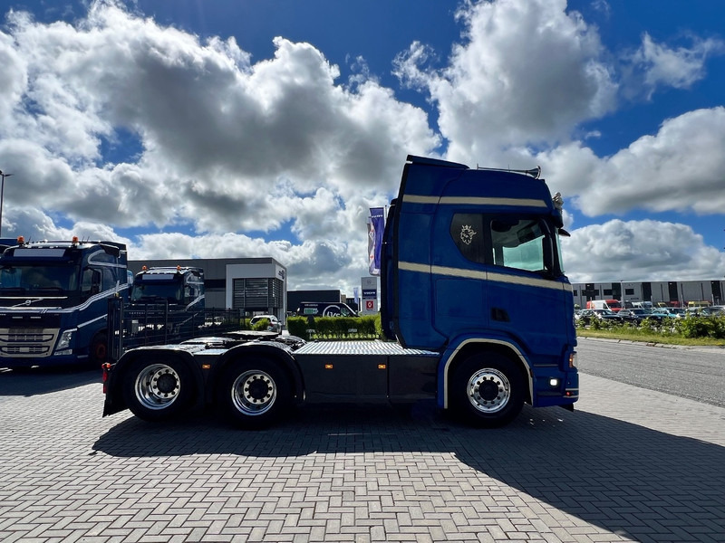 Scania R500 NGS 6x2 Trekker Retarder / Full Air / Special interior - Ťahač: obrázok 4 Scania R500 NGS 6x2 Trekker Retarder / Full Air / Special interior - Ťahač: obrázok 4