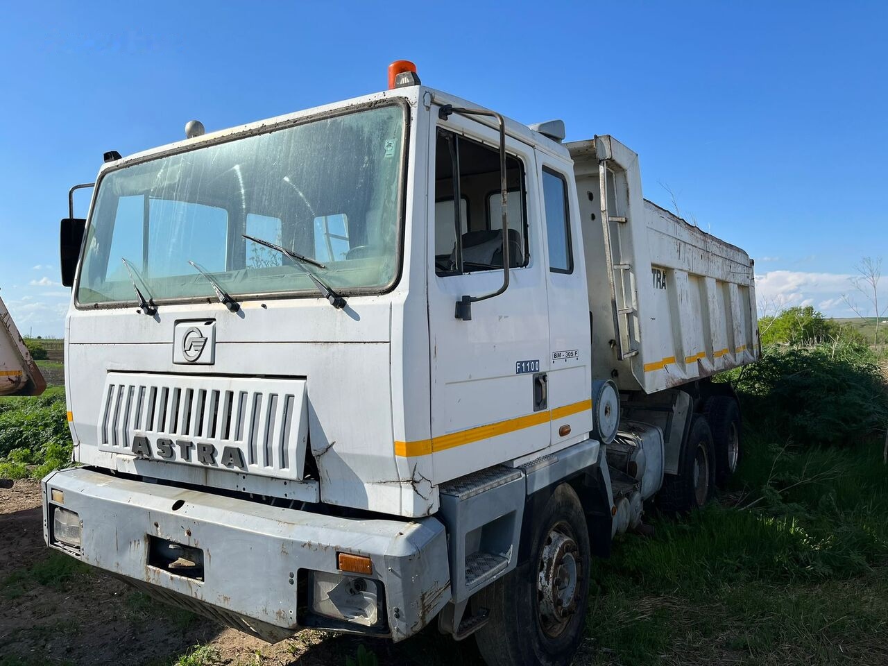 Astra BM 305 FT F1100 6X4 TRAKKER INDUSTRIAL - Sklápač: obrázok 1 Astra BM 305 FT F1100 6X4 TRAKKER INDUSTRIAL - Sklápač: obrázok 1