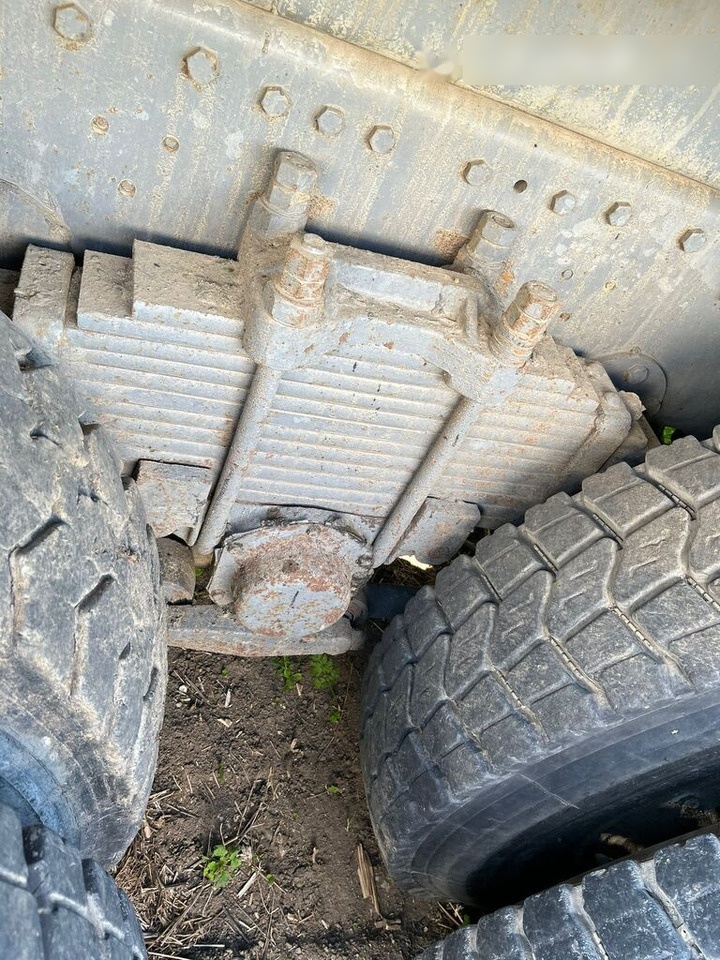 Sklápač Astra BM 305 FT F1100 6X4 TRAKKER INDUSTRIAL: obrázok 10 Sklápač Astra BM 305 FT F1100 6X4 TRAKKER INDUSTRIAL: obrázok 10