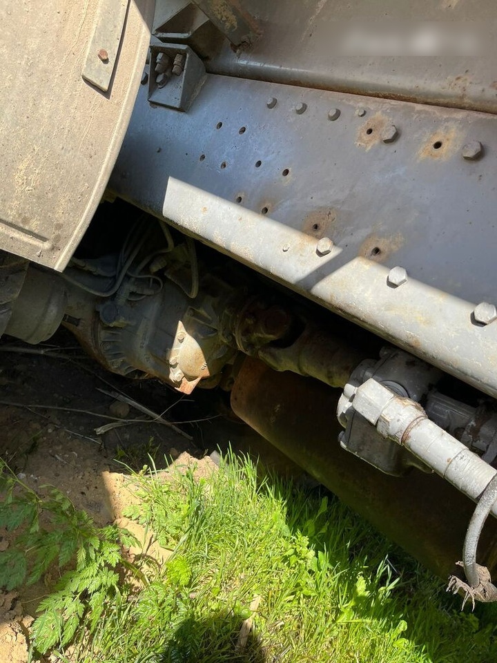 Sklápač Astra BM 305 FT F1100 6X4 TRAKKER INDUSTRIAL: obrázok 9 Sklápač Astra BM 305 FT F1100 6X4 TRAKKER INDUSTRIAL: obrázok 9