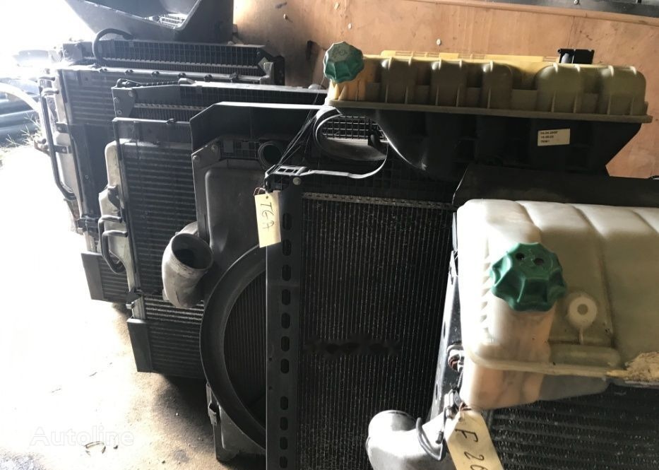Camion din dezmembrari - Chladič pre Nákladné auto: obrázok 3 Camion din dezmembrari - Chladič pre Nákladné auto: obrázok 3
