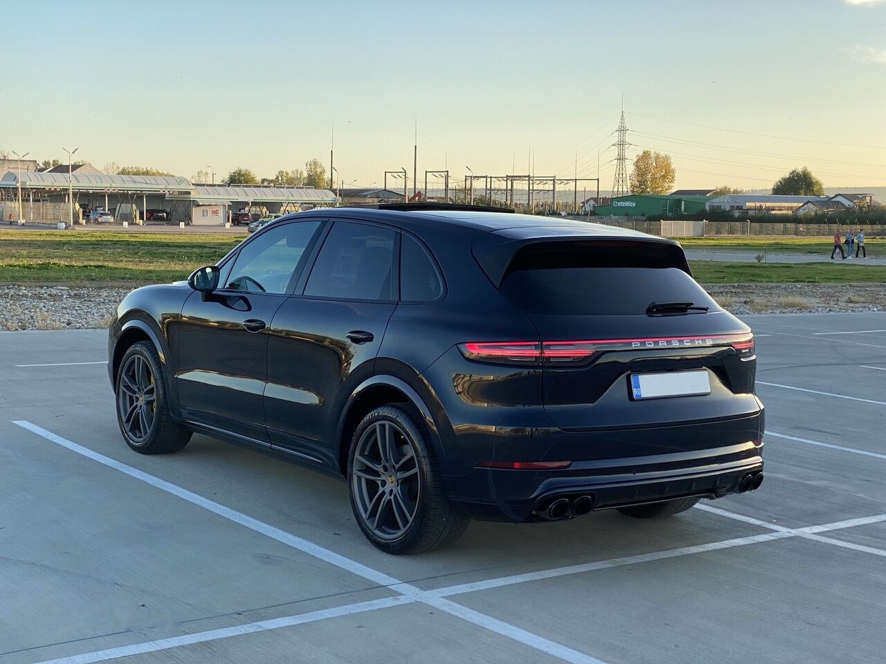Porsche Cayenne 2018 Facelift Panorama Bose - Automobil: obrázok 2 Porsche Cayenne 2018 Facelift Panorama Bose - Automobil: obrázok 2