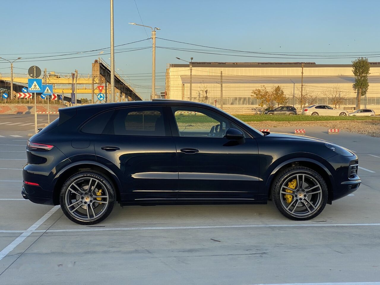 Porsche Cayenne 2018 Facelift Panorama Bose - Automobil: obrázok 4 Porsche Cayenne 2018 Facelift Panorama Bose - Automobil: obrázok 4