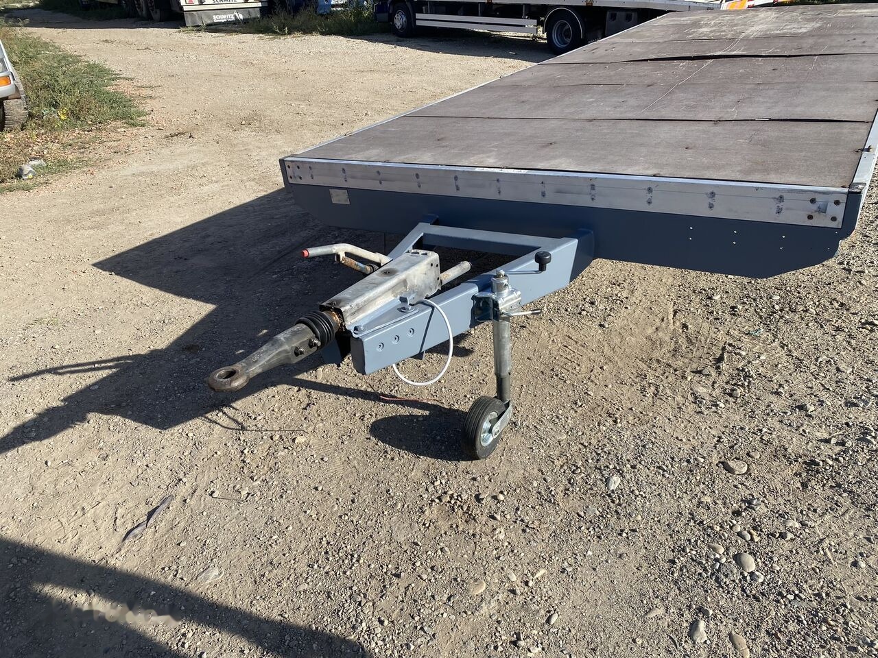 Schmitz Cargobull REPACOM Rema remorca 6,5 m lungime platforma pentru marfa / util - Plošinový/ Valníkový príves: obrázok 5 Schmitz Cargobull REPACOM Rema remorca 6,5 m lungime platforma pentru marfa / util - Plošinový/ Valníkový príves: obrázok 5