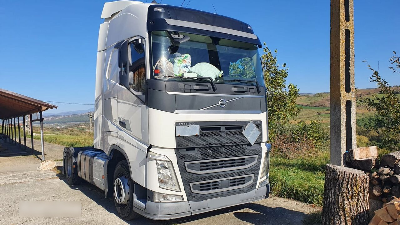 Volvo FH 12 EURO 6 460 piese motor din dezmembrari Volvo FH12 EURO 6 2016 460 truck - Kľukový hriadeľ pre Nákladné auto: obrázok 2 Volvo FH 12 EURO 6 460 piese motor din dezmembrari Volvo FH12 EURO 6 2016 460 truck - Kľukový hriadeľ pre Nákladné auto: obrázok 2