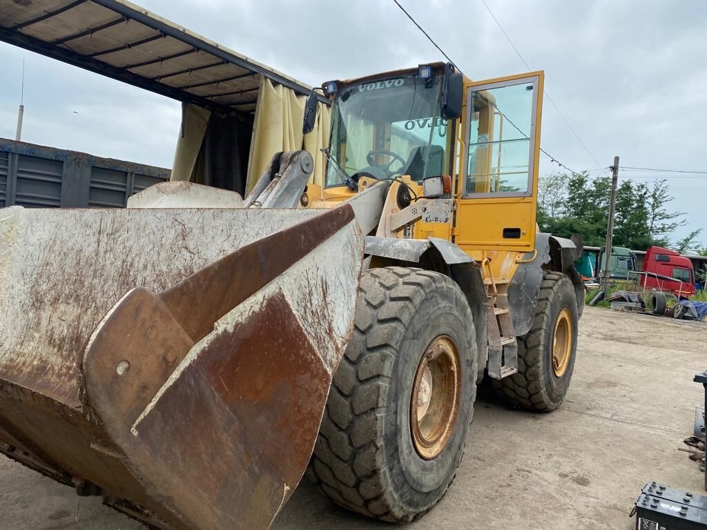 Volvo L110E - VOLA 21 tone - DE INCHIRIAT - balastiera / statie betoan - Kolesový nakladač: obrázok 4 Volvo L110E - VOLA 21 tone - DE INCHIRIAT - balastiera / statie betoan - Kolesový nakladač: obrázok 4