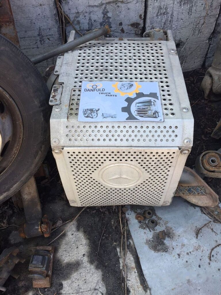 Mercedes-Benz Axor OM457LA truck - Katalyzátor pre Nákladné auto: obrázok 1 Mercedes-Benz Axor OM457LA truck - Katalyzátor pre Nákladné auto: obrázok 1