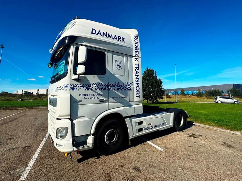 DAF XF 530 god tractor unit - Ťahač: obrázok 4 DAF XF 530 god tractor unit - Ťahač: obrázok 4