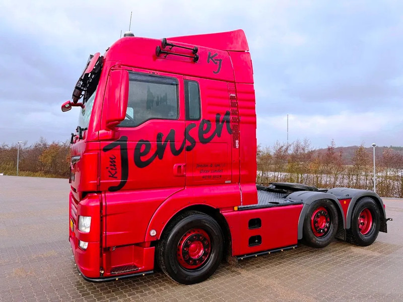 MAN TGX 26.510 Special interior. pusher 6x2/2. - Ťahač: obrázok 4 MAN TGX 26.510 Special interior. pusher 6x2/2. - Ťahač: obrázok 4