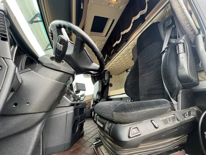 Ťahač Mercedes-Benz Actros 1843 Special Interior. Air / Air suspension. Euro 6: obrázok 18 Ťahač Mercedes-Benz Actros 1843 Special Interior. Air / Air suspension. Euro 6: obrázok 18