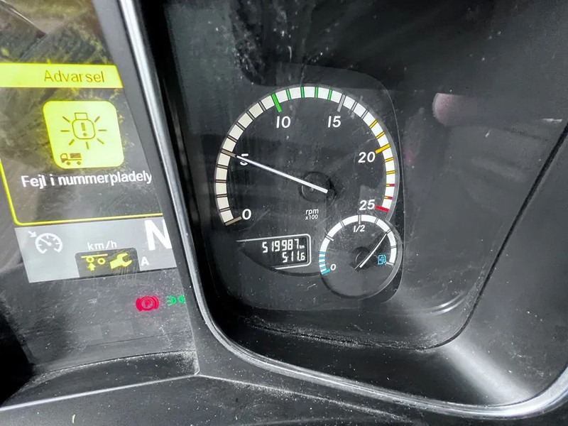 Ťahač Mercedes-Benz Actros 1843 Special Interior. Air / Air suspension. Euro 6: obrázok 13 Ťahač Mercedes-Benz Actros 1843 Special Interior. Air / Air suspension. Euro 6: obrázok 13