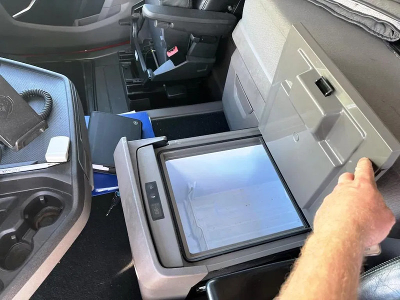 Auto s hydraulickou rukou Volvo FM 500 Cable tipper . Hiab 302 crane.no box: obrázok 8 Auto s hydraulickou rukou Volvo FM 500 Cable tipper . Hiab 302 crane.no box: obrázok 8