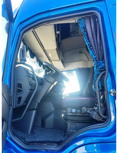 Auto s hydraulickou rukou Volvo FM 500 Cable tipper . Hiab 302 crane.no box: obrázok 15 Auto s hydraulickou rukou Volvo FM 500 Cable tipper . Hiab 302 crane.no box: obrázok 15