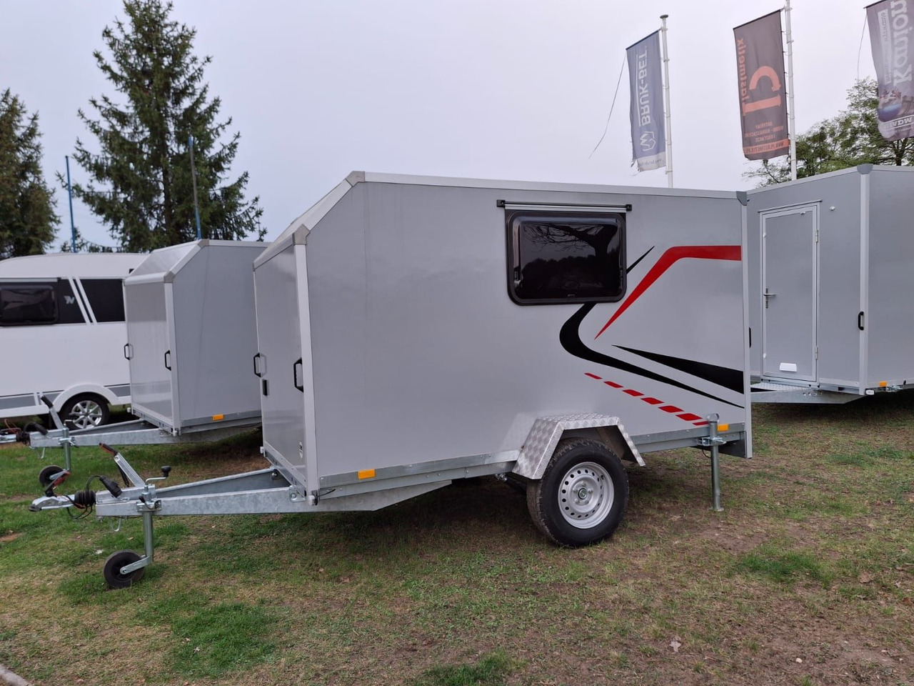 Obytný príves MiniCamp mini przyczepa kempingowa wyprawowa Everest Niewiadów: obrázok 1