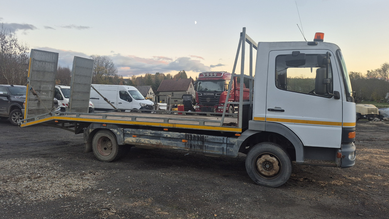 MERCEDES-BENZ ATEGO 970.21 - Nákladné vozidlo na prepravu automobilov: obrázok 4 MERCEDES-BENZ ATEGO 970.21 - Nákladné vozidlo na prepravu automobilov: obrázok 4