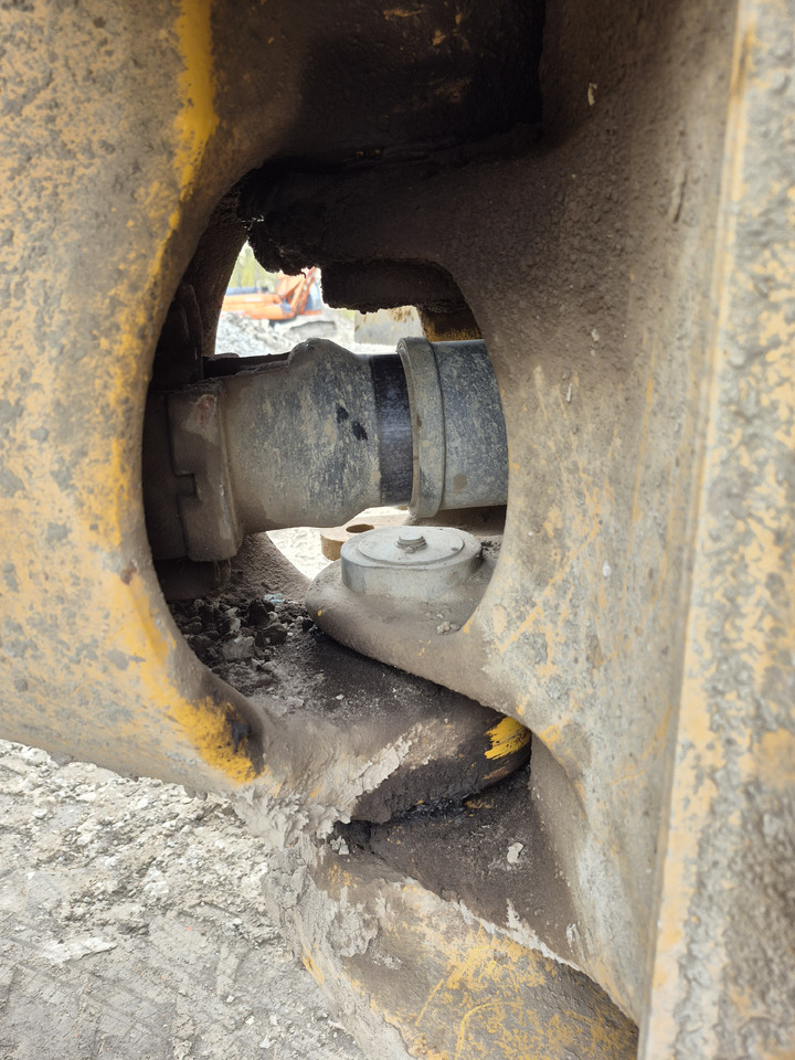 Ťahačový kĺbový damper VOLVO A30G: obrázok 13