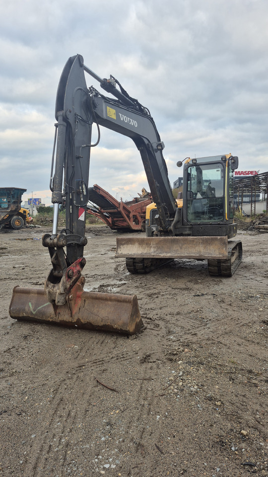 VOLVO ECR88D - Pásové rýpadlo: obrázok 3 VOLVO ECR88D - Pásové rýpadlo: obrázok 3