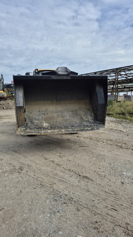 VOLVO L45H - Kolesový nakladač: obrázok 4 VOLVO L45H - Kolesový nakladač: obrázok 4