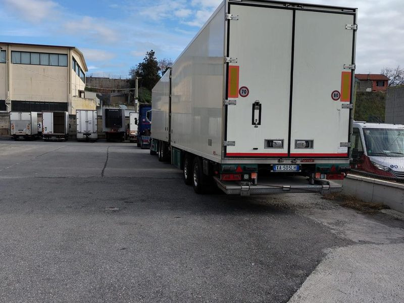 AUTOTRENO FRIGO MAN TGX TGX 26.580 6x2-4 LL - Chladirenské nákladné vozidlo: obrázok 3 AUTOTRENO FRIGO MAN TGX TGX 26.580 6x2-4 LL - Chladirenské nákladné vozidlo: obrázok 3