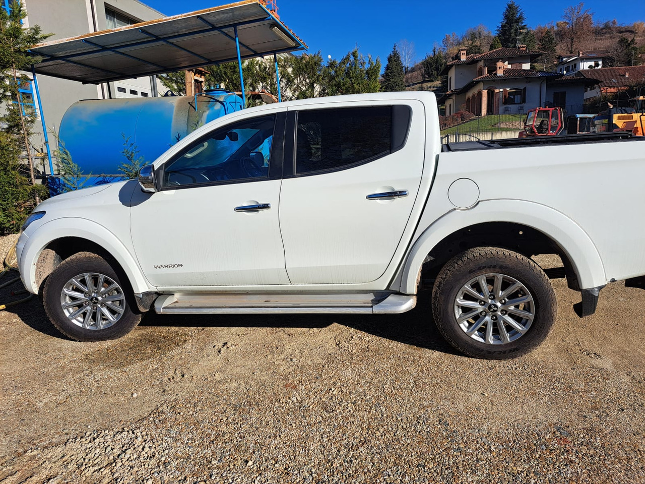MITSUBISKI L200 - Automobil: obrázok 3 MITSUBISKI L200 - Automobil: obrázok 3