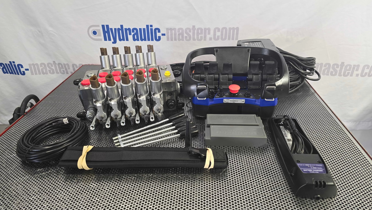 Container Side Lifter Sidelifter 5 sections valve with Radio Remote Scanreco - Auto na odvoz odpadu: obrázok 1 Container Side Lifter Sidelifter 5 sections valve with Radio Remote Scanreco - Auto na odvoz odpadu: obrázok 1