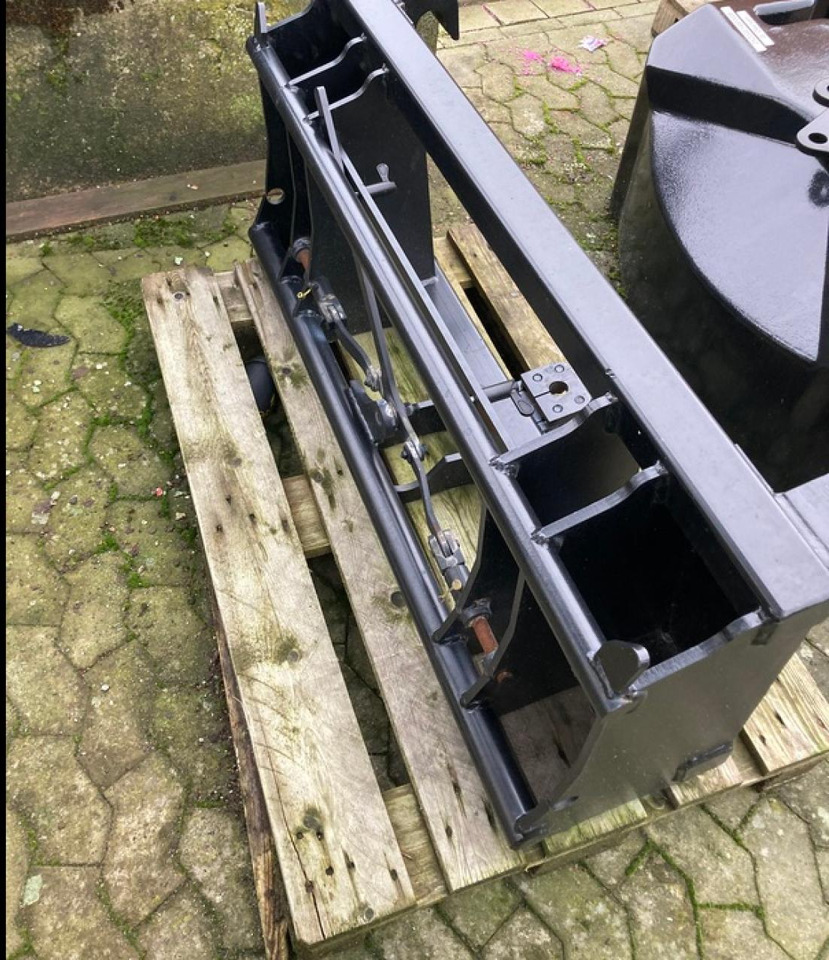 ADAPTER MERLO/EURO - Lyžica: obrázok 2 ADAPTER MERLO/EURO - Lyžica: obrázok 2