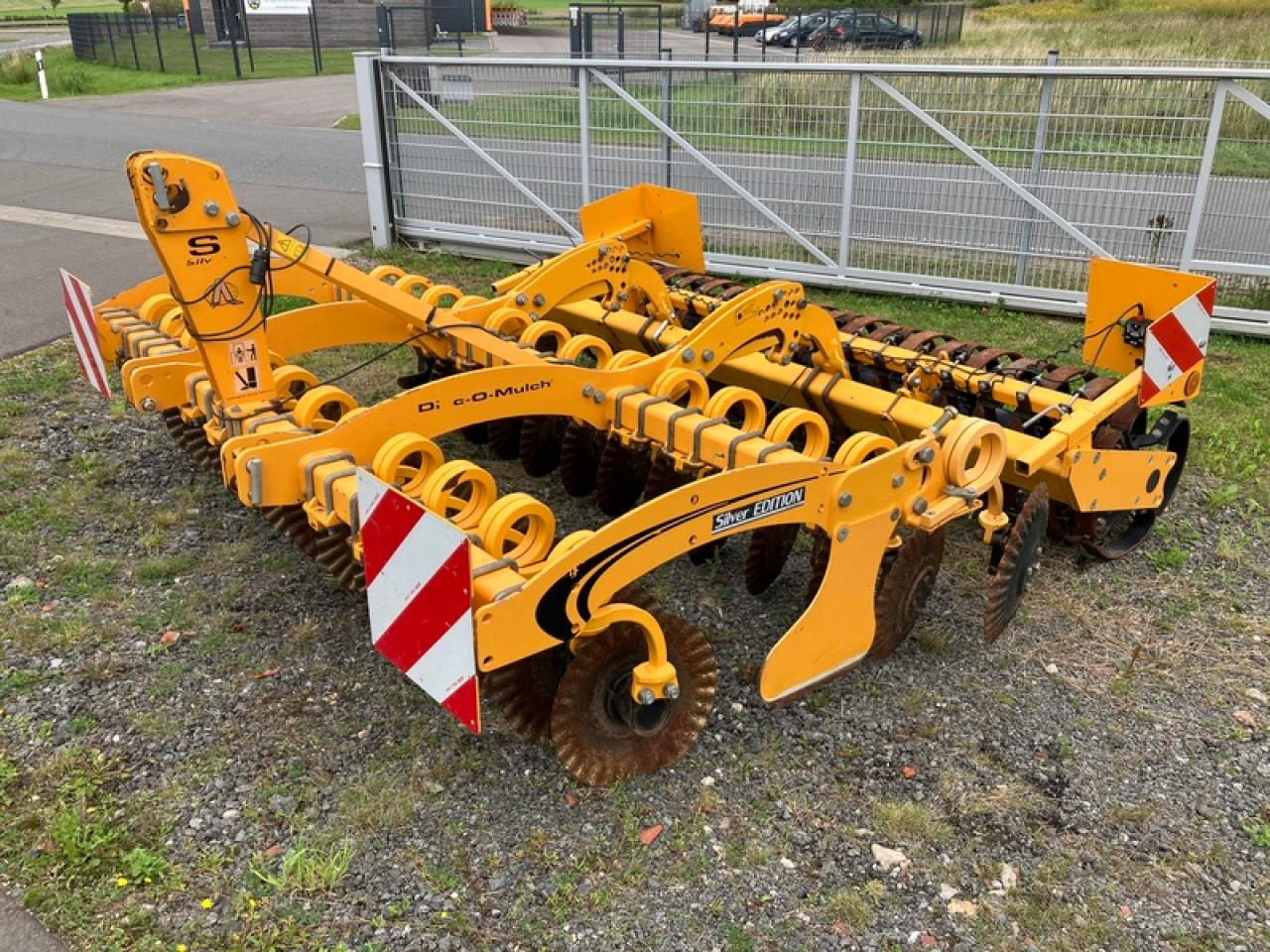 AGRISEM DMS 300 - Diskový pluh: obrázok 1 AGRISEM DMS 300 - Diskový pluh: obrázok 1