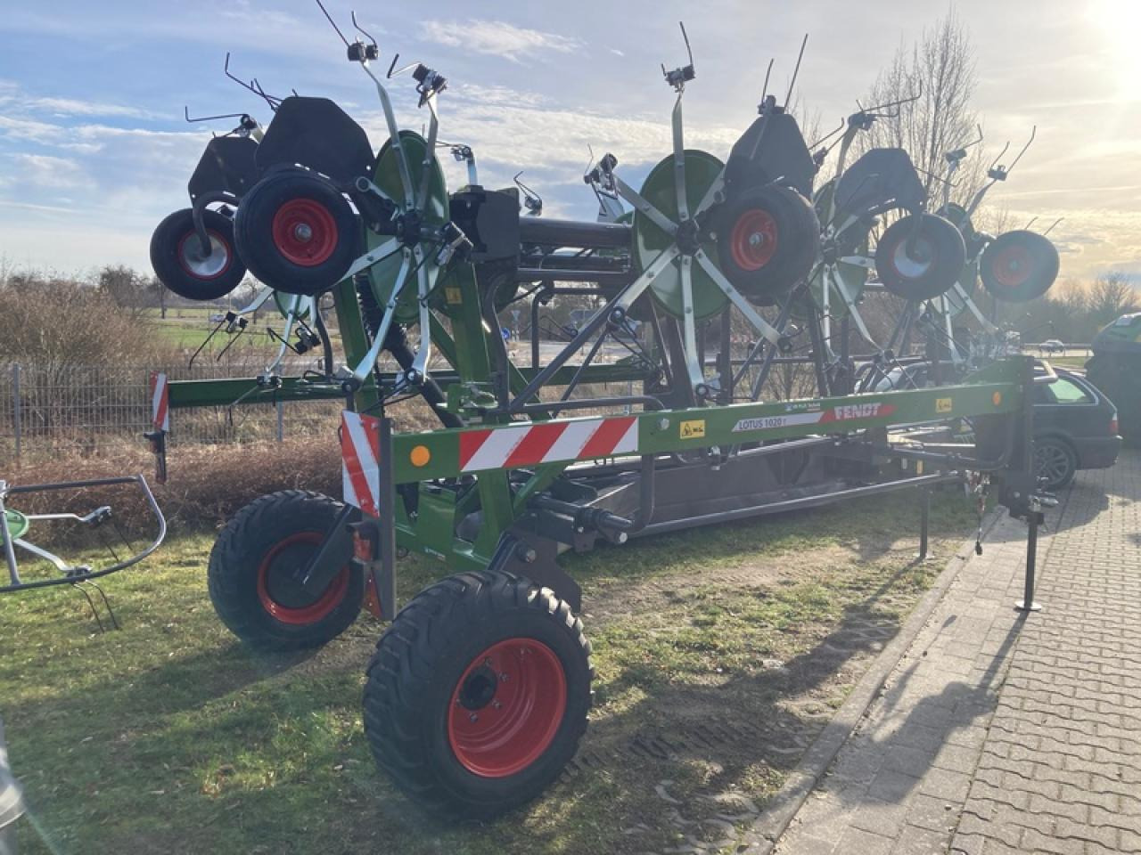 Fendt LOTUS 1020 T - Obracač sena: obrázok 2 Fendt LOTUS 1020 T - Obracač sena: obrázok 2