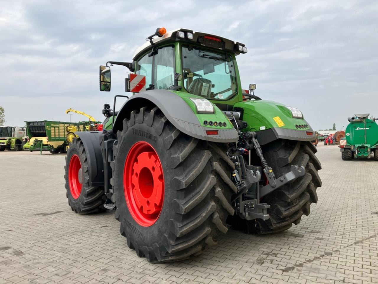 Fendt VARIO 1050 - Traktor: obrázok 3 Fendt VARIO 1050 - Traktor: obrázok 3
